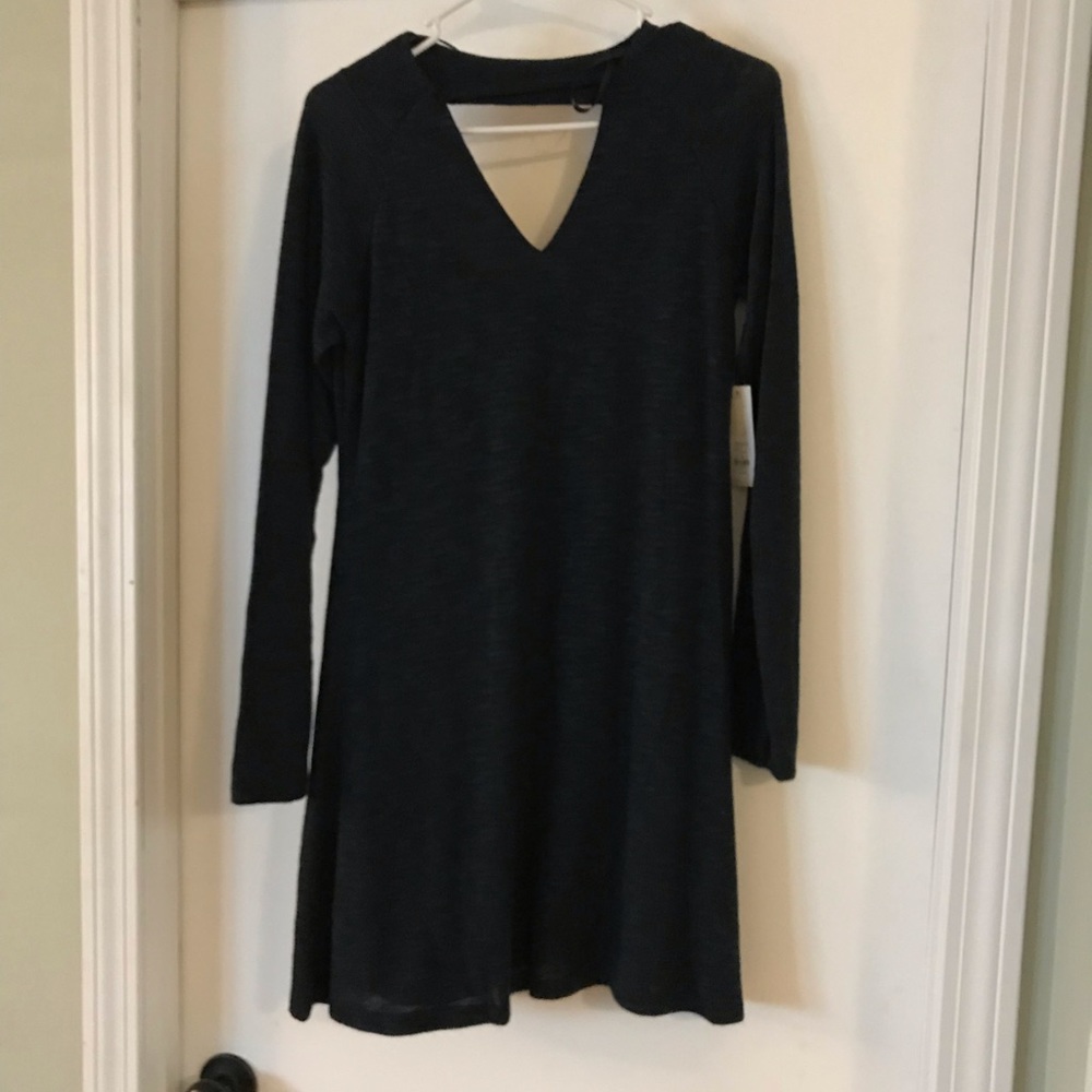Francesca’s keyhole peacock dress